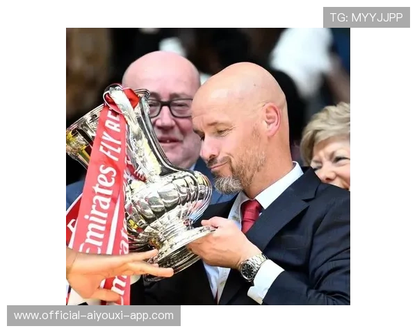 奇迹战术大变：滕哈赫被安排为首发新核